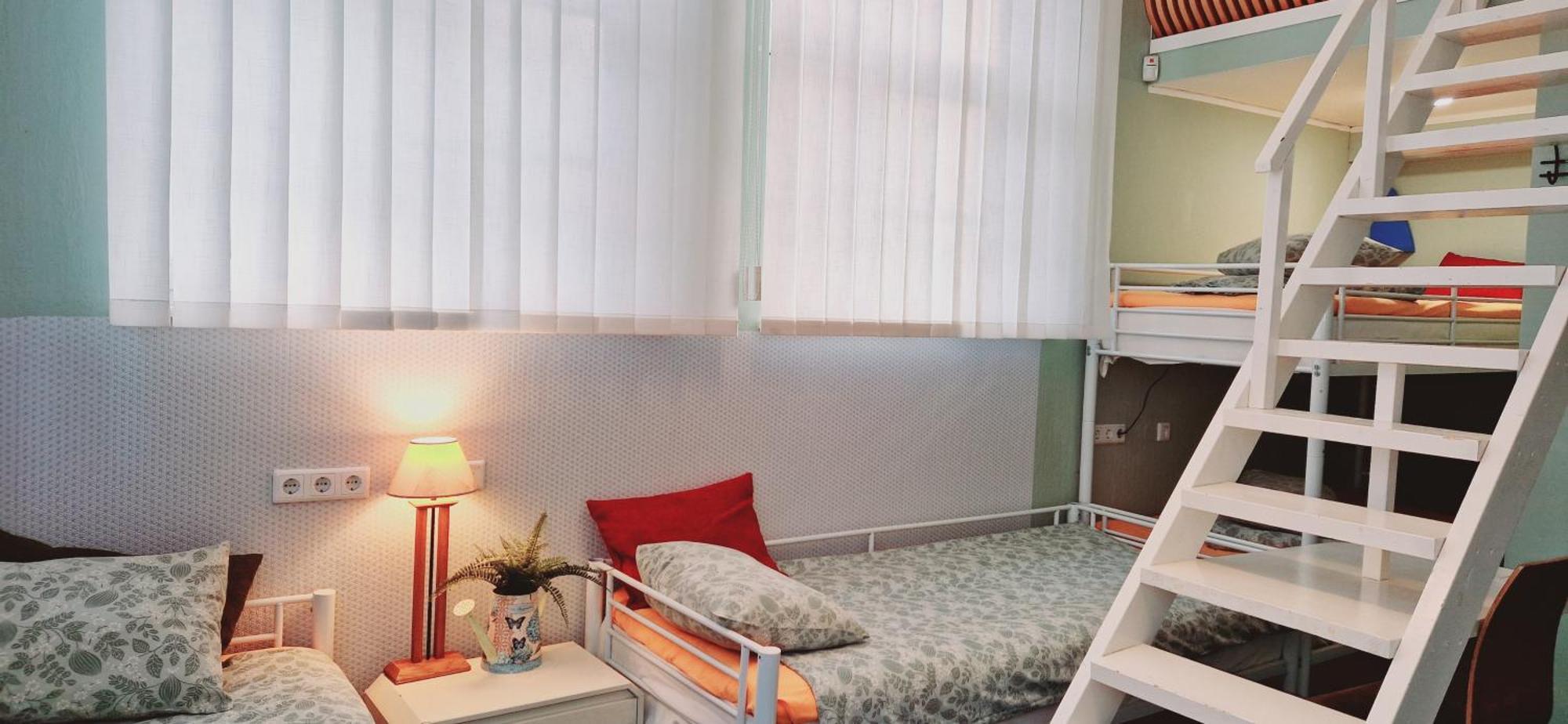 Freedom65 Hostel And Caravan Tallinn Luaran gambar
