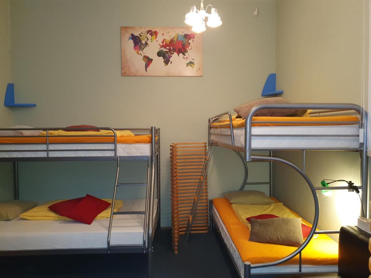 Freedom65 Hostel And Caravan Tallinn Luaran gambar